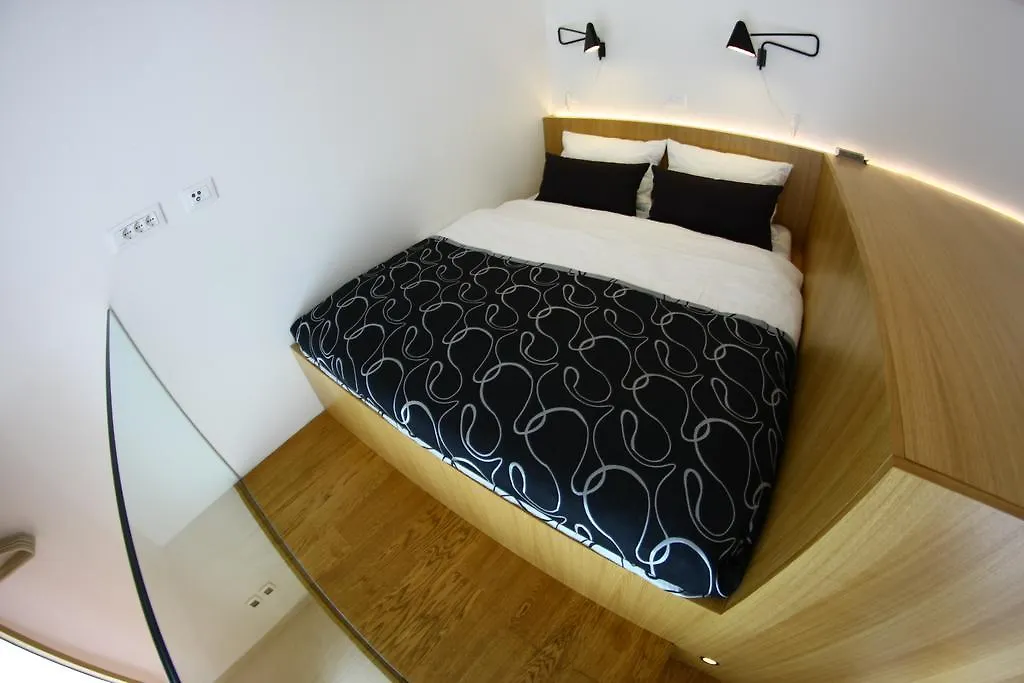 The Bridge Luxury Apartments Zadar 0*,