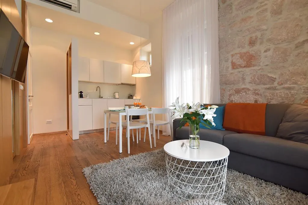 The Bridge Luxury Apartments Zadar 0*,